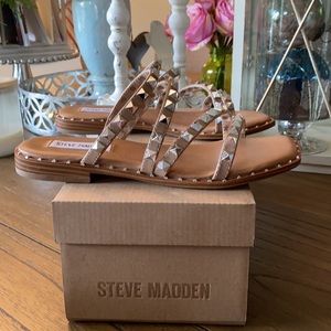 Sold. Steve Madden skyler sandals 7.5